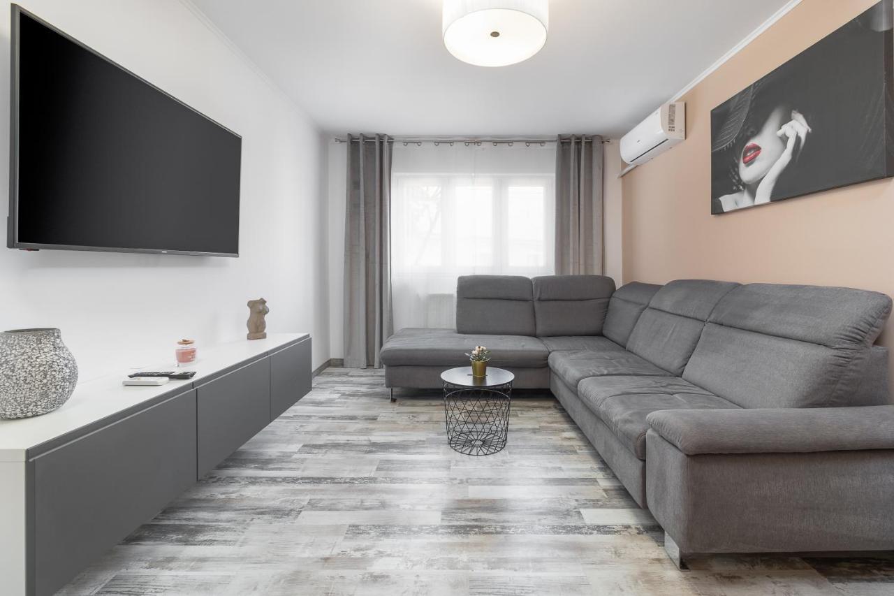 Apartmán Decebal Flat Oradea Exteriér fotografie